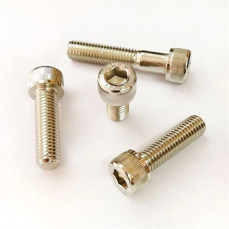 Các nhà sản xuất bu lông thép đầu lục giác